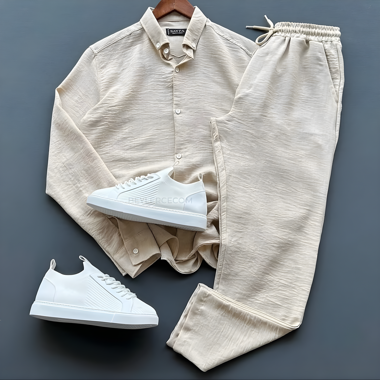 ENSEMBLE ELEGANCE